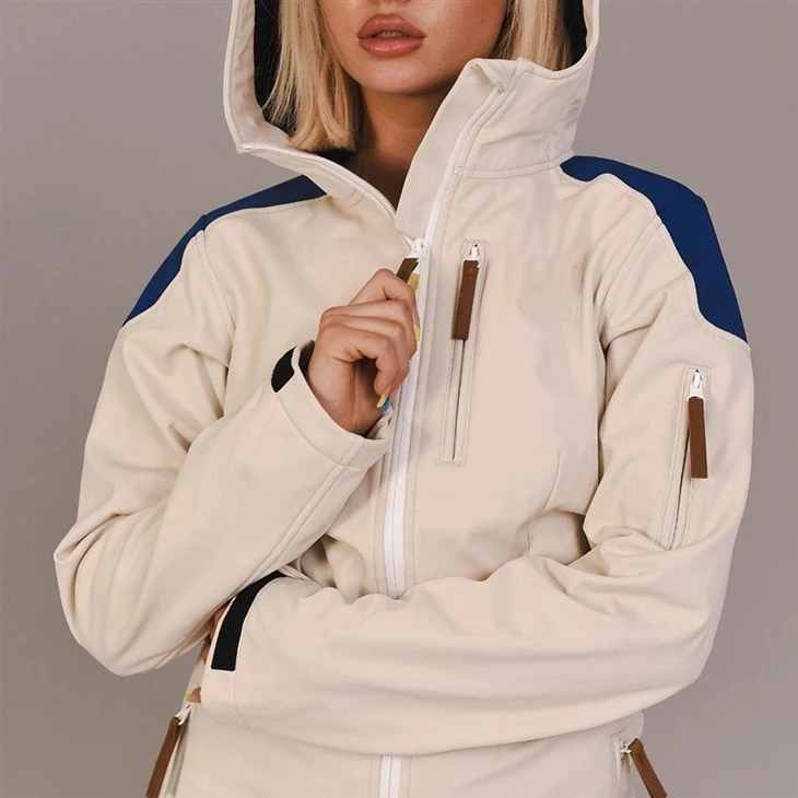 Women’s Beige Snow Outfit3